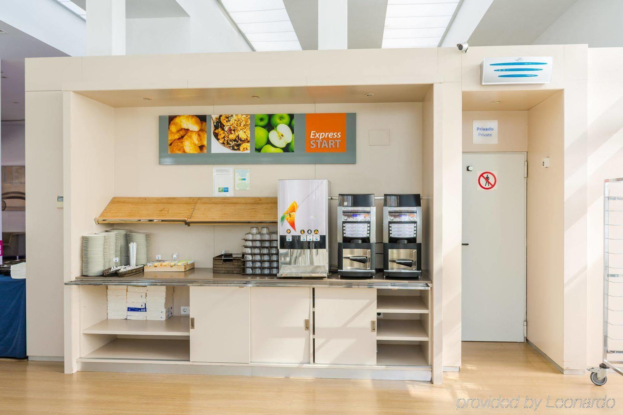 Holiday Inn Express Madrid Leganes By Ihg Extérieur photo
